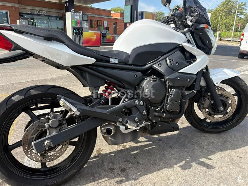 Yamaha XJ6 Diversion N 2800 € 2012 Madrid - 1