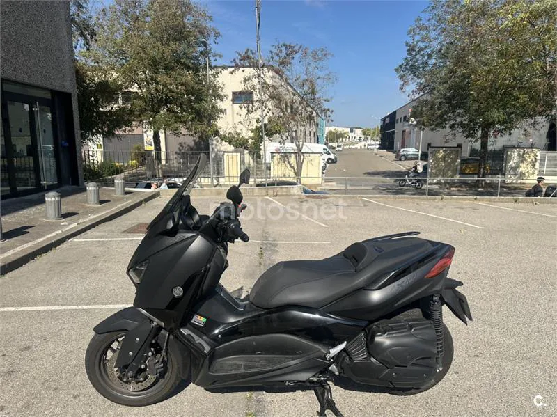 Yamaha XMAX 400 4900 € 2020 Girona - 1