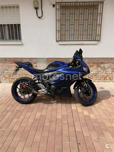 Yamaha YZF-R3 - Vista 1