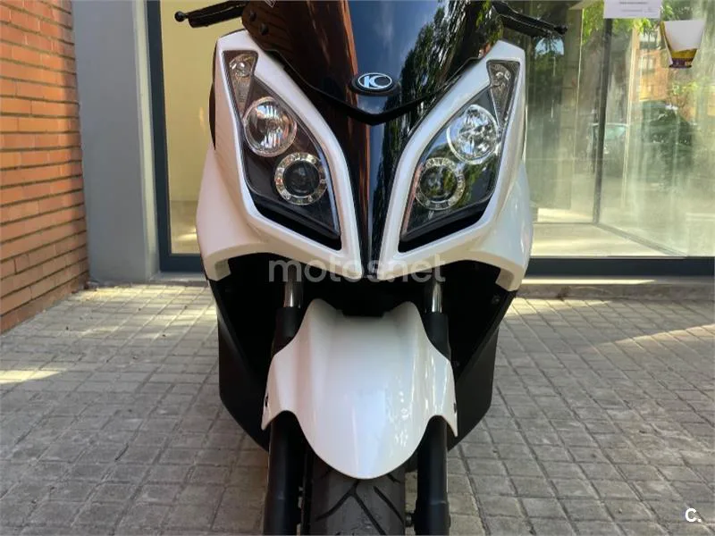 Kymco Super Dink 300 2350 € 2014 Barcelona - 1