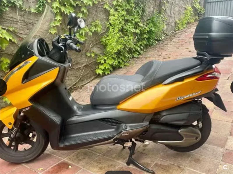 Kymco Super Dink 300 1500 € 2016 Madrid - 1