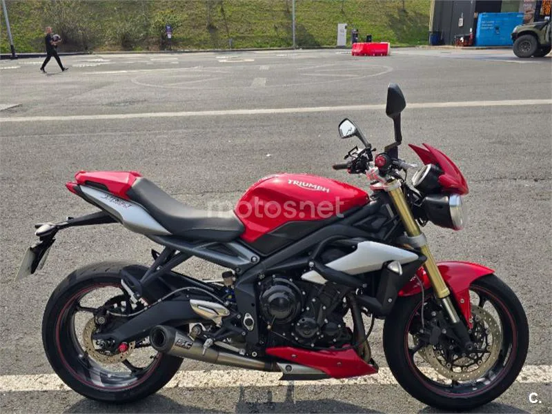 Triumph Street Triple 5700 € 2016 Bizkaia - 1