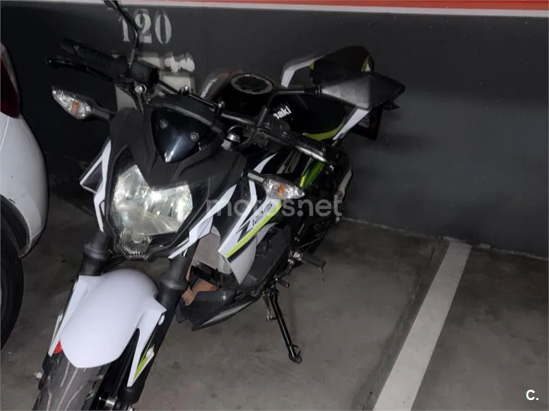 Kawasaki Z125 - Vista 1