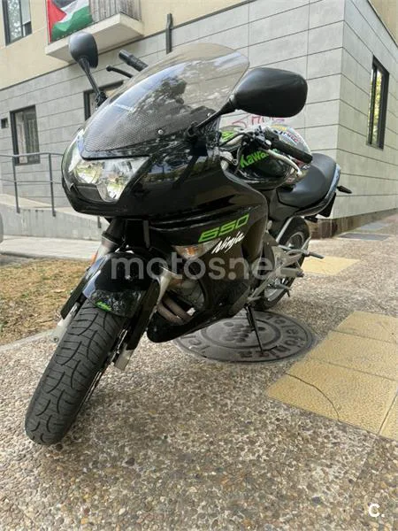 Kawasaki ER-6f - Vista 1