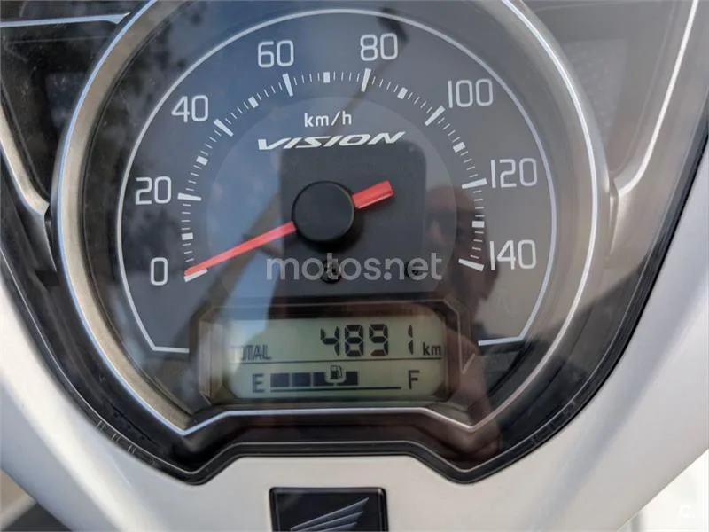 Honda Vision 110 - Vista 1