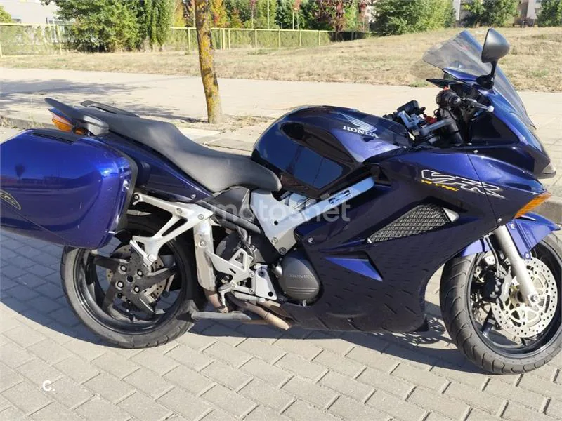 Honda VFR800F 4000 € 2003 Burgos - 1