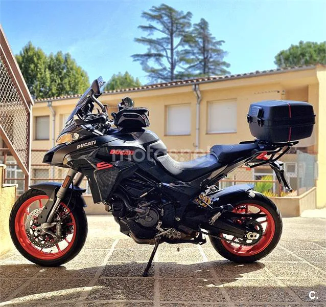 Ducati Multistrada V2 - Vista 1
