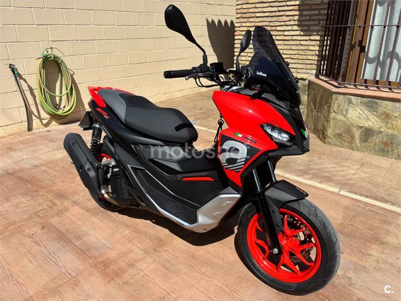 Aprilia SR GT 125 - Vista 1