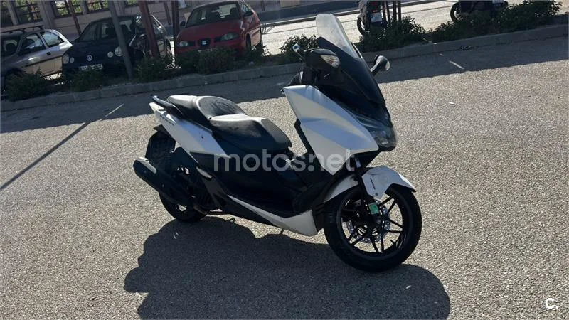 Honda Forza 125 2100 € 2015 Málaga - 1