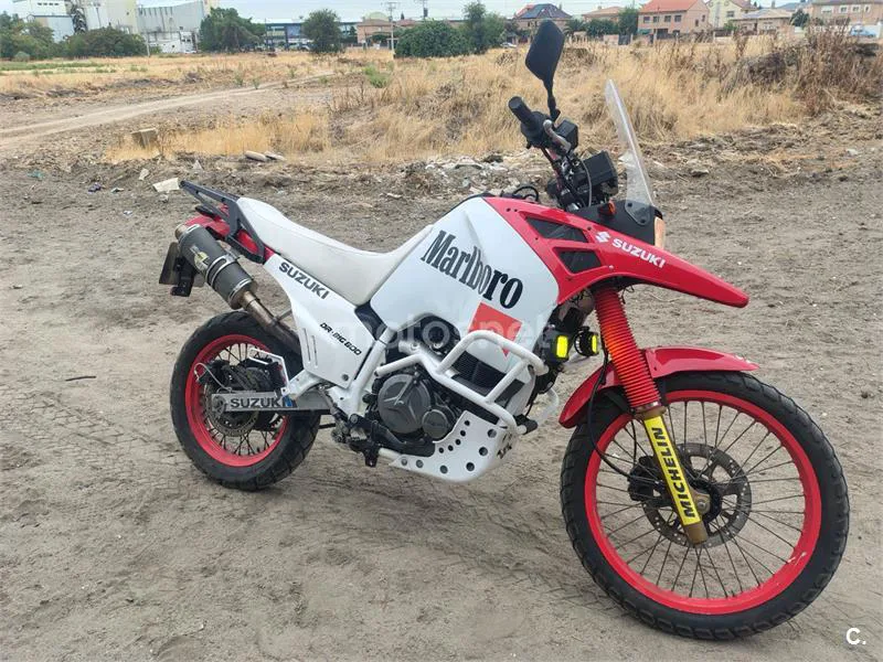Suzuki DR800S Big - Vista 1