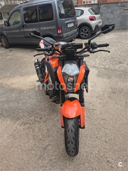 KTM 1290 Super Duke R - Vista 1