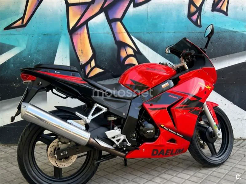 Daelim Roadwin 125R FI 1590 € 2007 Huesca - 1