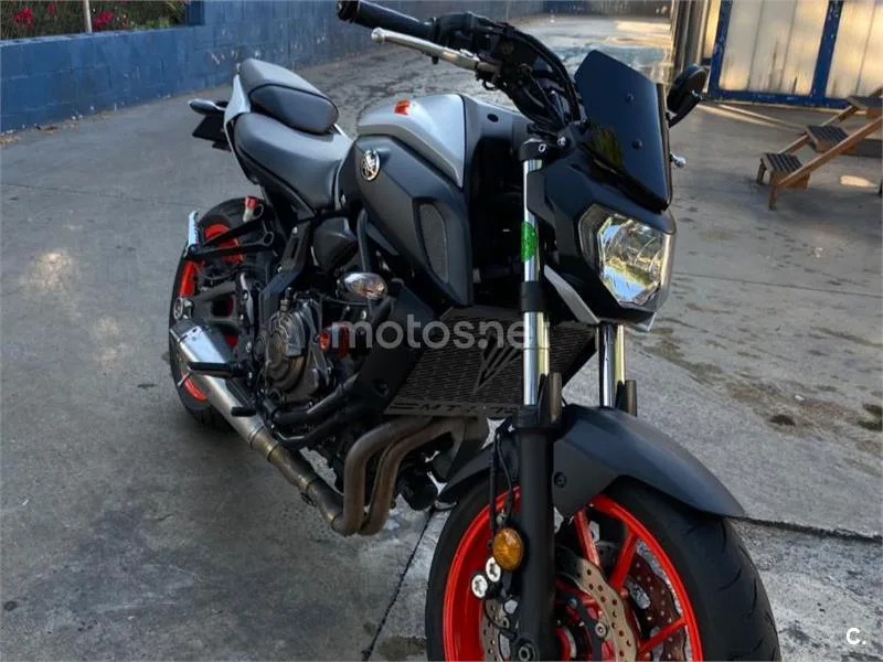 Yamaha MT-07 - Vista 1