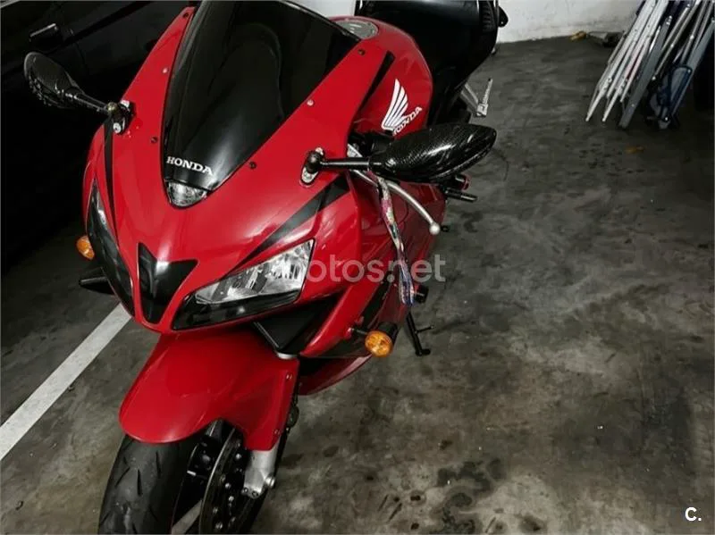 Honda CBR600RR 3100 € 2004 Badajoz - 1