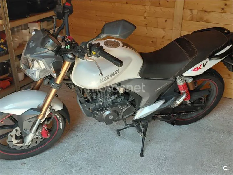 Keeway RKV 125 - Vista 1