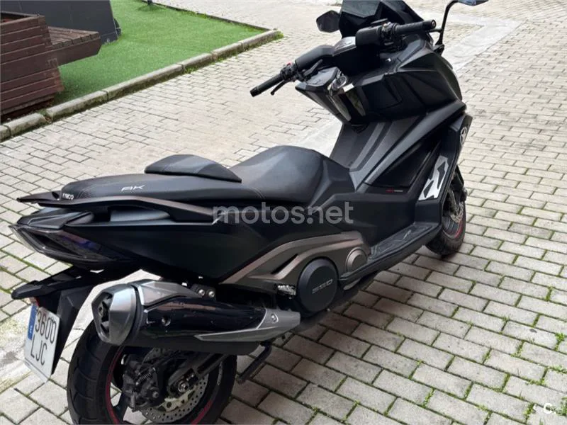 Kymco AK 550 5500 € 2021 Madrid - 1