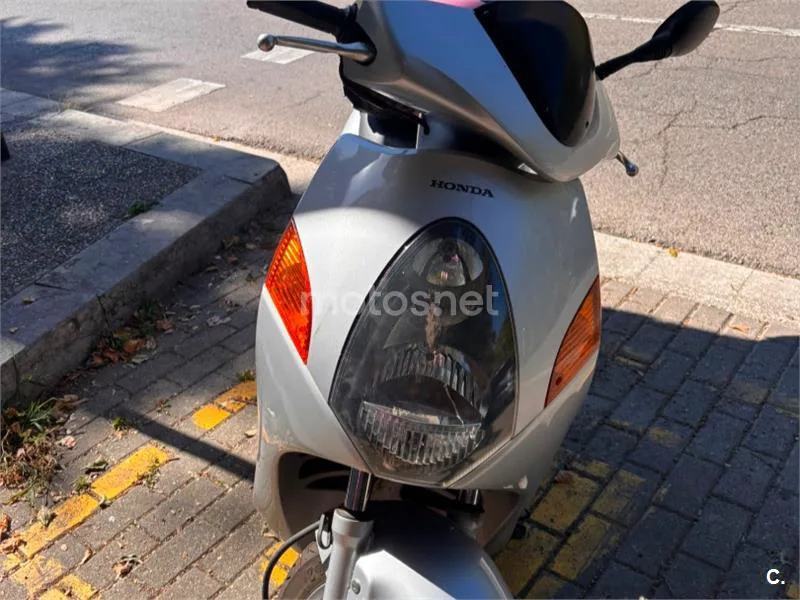 Honda @125 - Vista 1