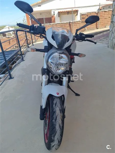Ducati Monster 797 - Vista 1