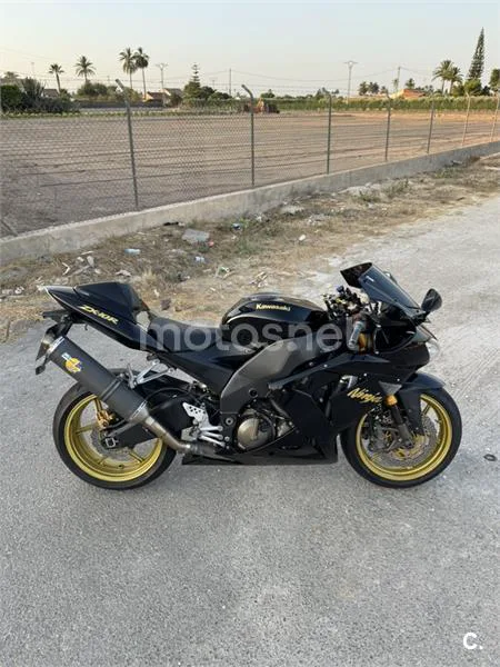 Kawasaki Ninja ZX-10R 4800 € 2004 Alicante - 1