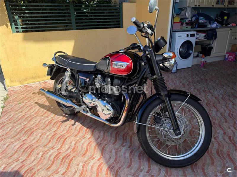 Triumph Bonneville T100 6200 € 2014 Lugo - 1