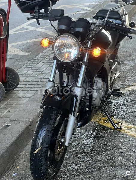 Daelim Roadwin 125 FI 600 € 2017 Barcelona - 1