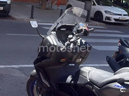 Yamaha TMAX 12.650 € 2025 Madrid - 1