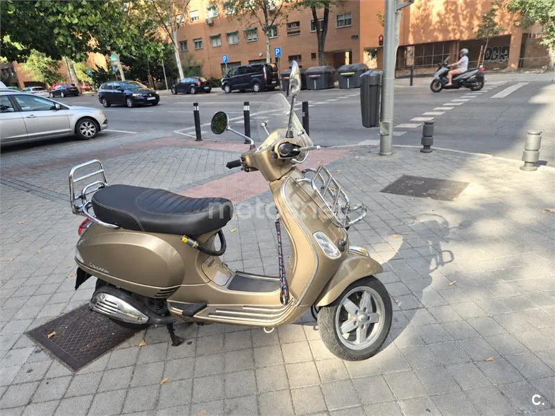 Vespa LX 125 Touring 2650 € 2011 Madrid - 1