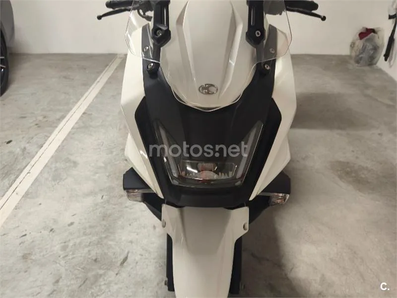 Kymco Sky Town 125 - Vista 1