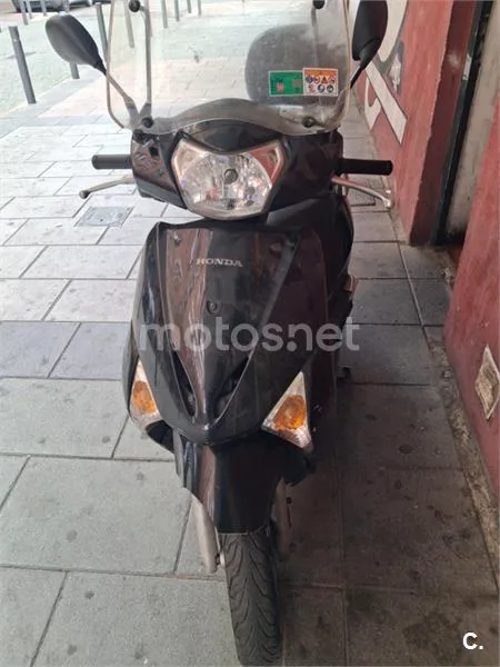 Honda @125 - Vista 1