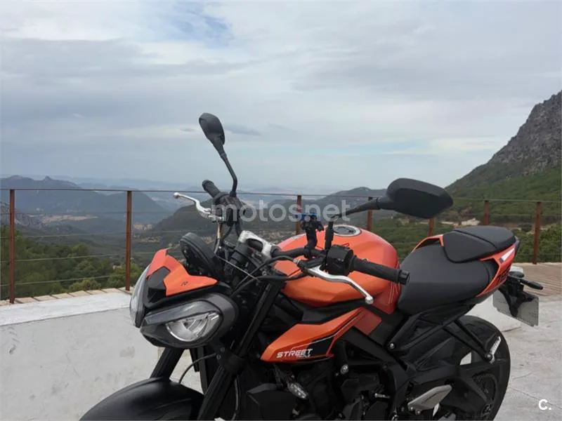 Triumph Street Triple 765 8300 € 2025 Cádiz - 1