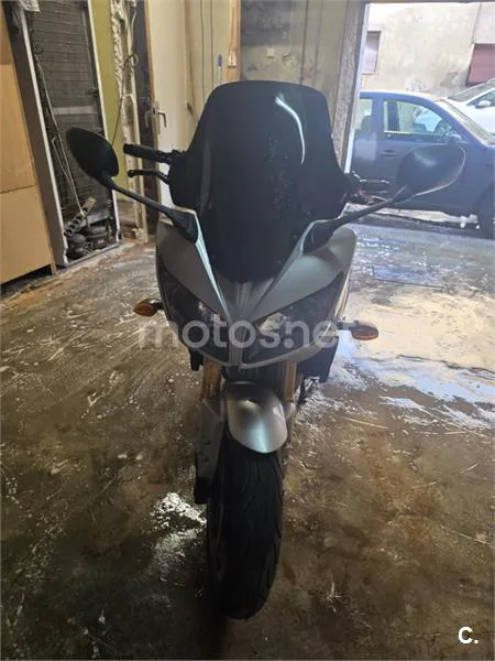 Yamaha FZ1 Fazer 4500 € 2006 Barcelona - 1