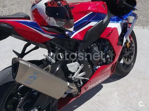 Honda CBR1000RR-R Fireblade - Vista 1