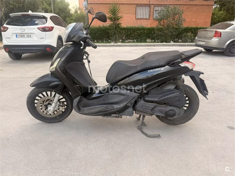 Piaggio Beverly 300 1900 € 2016 Madrid - 1