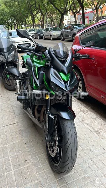 Kawasaki Z1000 - Vista 1