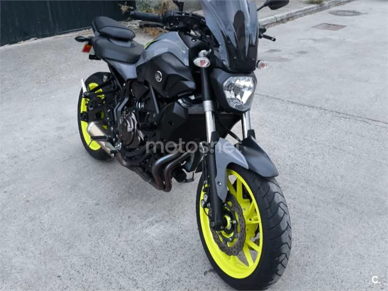 Yamaha MT-07 - Vista 1