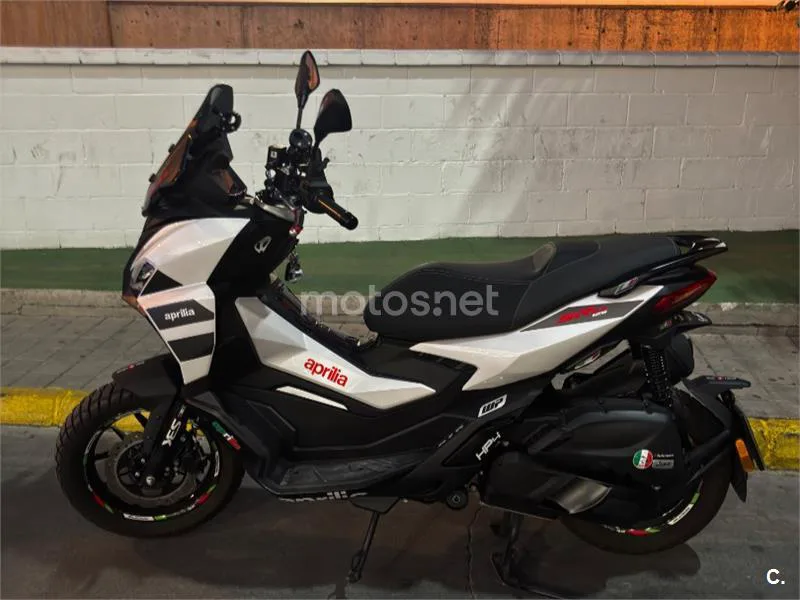 Aprilia SR GT 125 - Vista 1