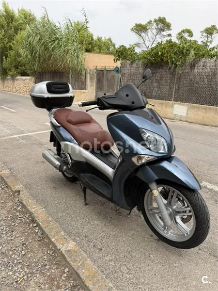 Yamaha X-City 250 - Vista 1