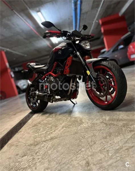 Yamaha MT-07 4199 € 2015 Barcelona - 1