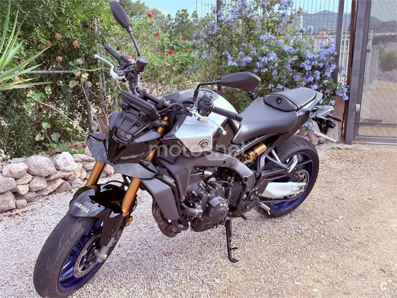Yamaha MT-09 - Vista 1