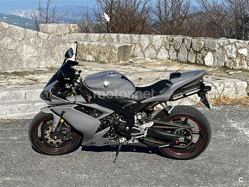Yamaha YZF-R1 7800 € 2008 Araba - 1