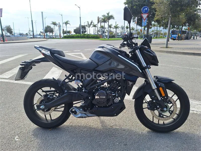 Voge 125R - Vista 1
