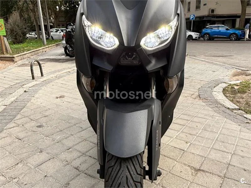 Yamaha XMAX 300 4200 € 2021 Madrid - 1