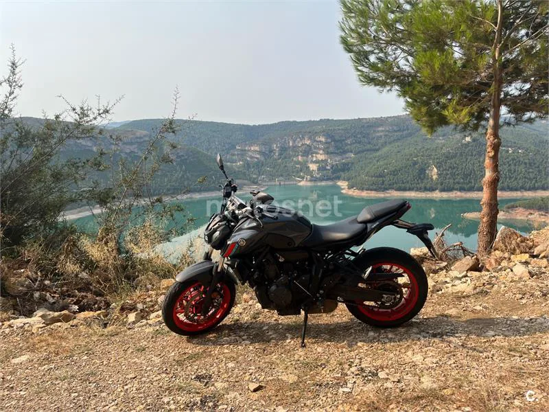 Yamaha MT-07 - Vista 1