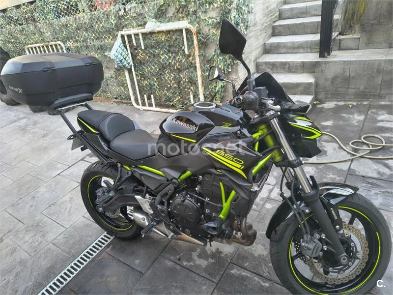 Kawasaki Z650 - Vista 1