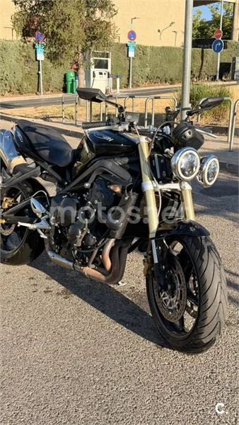Triumph Street Triple 3100 € 2008 Madrid - 1