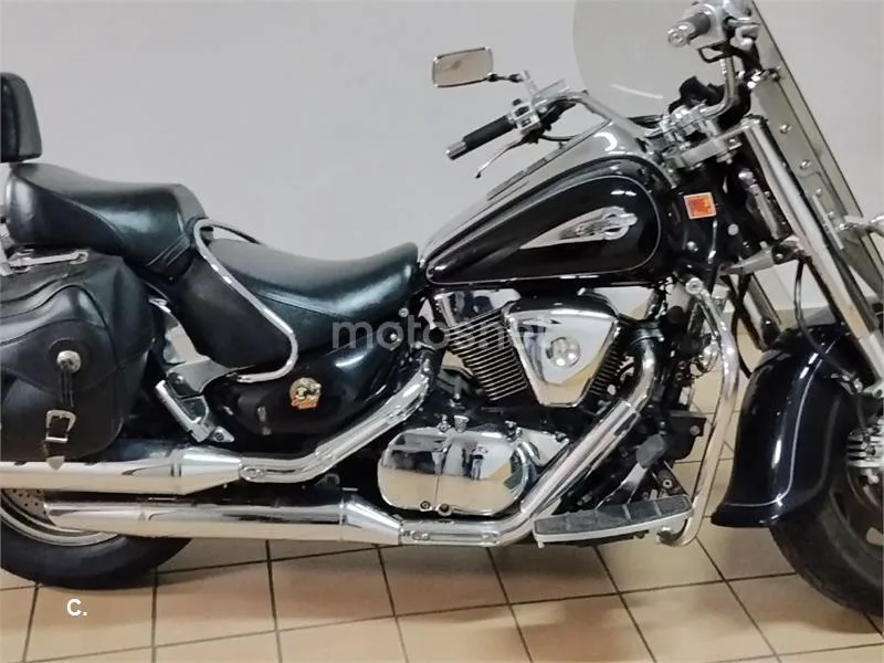 Suzuki Intruder C800 5600 € 2002 León - 1