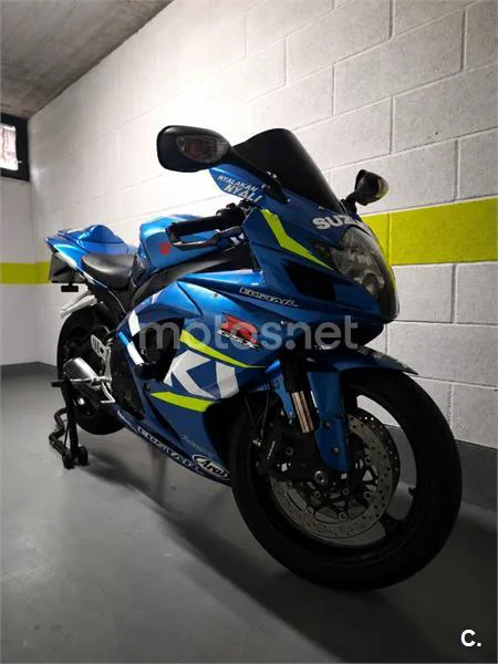 Suzuki GSX-R750 4800 € 2006 Cantabria - 1