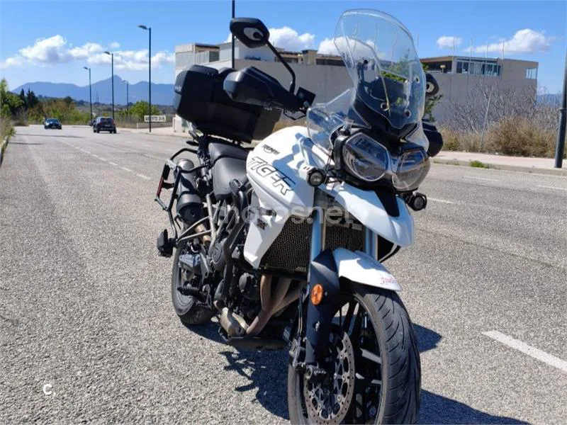 Triumph Tiger 800 XRT - Vista 1