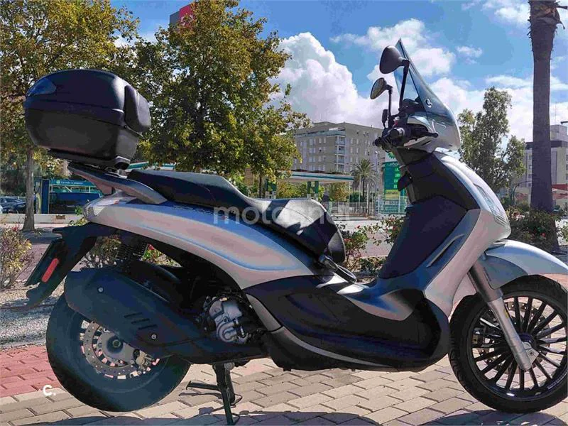 Piaggio Beverly 300 2600 € 2020 Valencia - 1