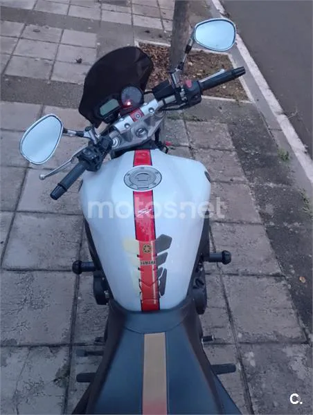 Yamaha FZ6 S2 3600 € 2008 Araba - 1